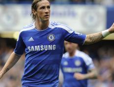 重要助攻引发热议！，德约科维奇在FPX比赛中出色发挥赢得满堂喝彩